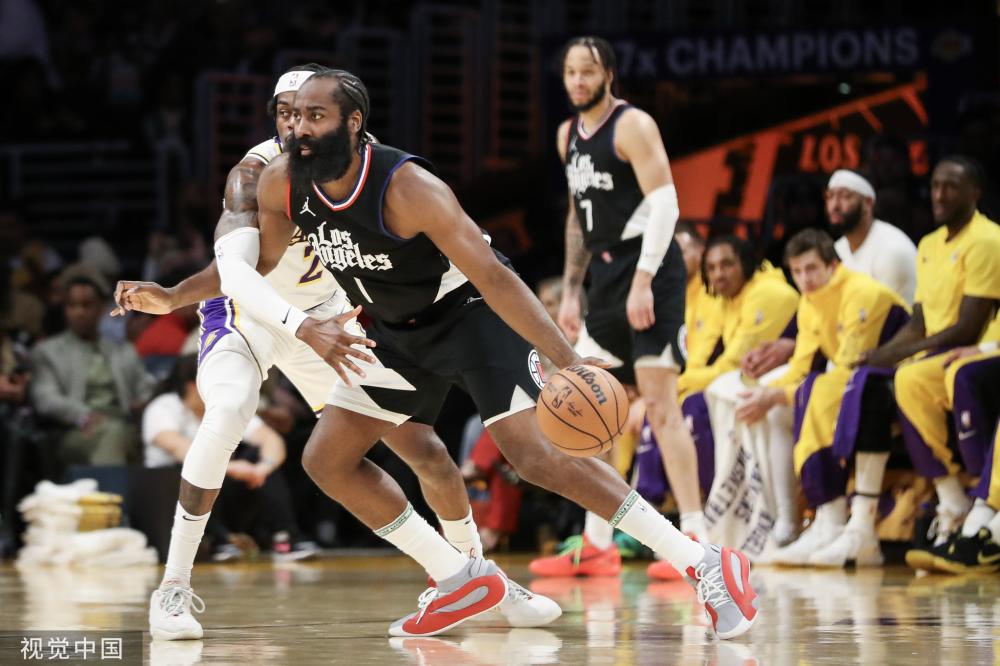 字母哥总能 字母哥总能