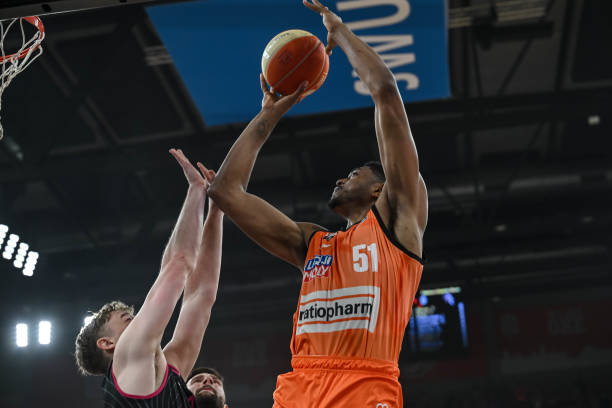 削弱自己的 削弱自己的