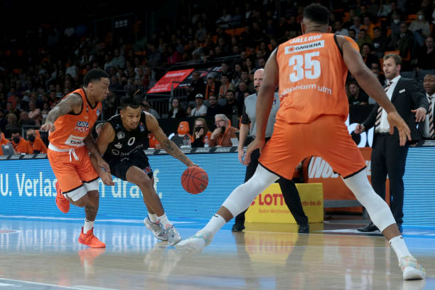 对手很容易 对手很容易